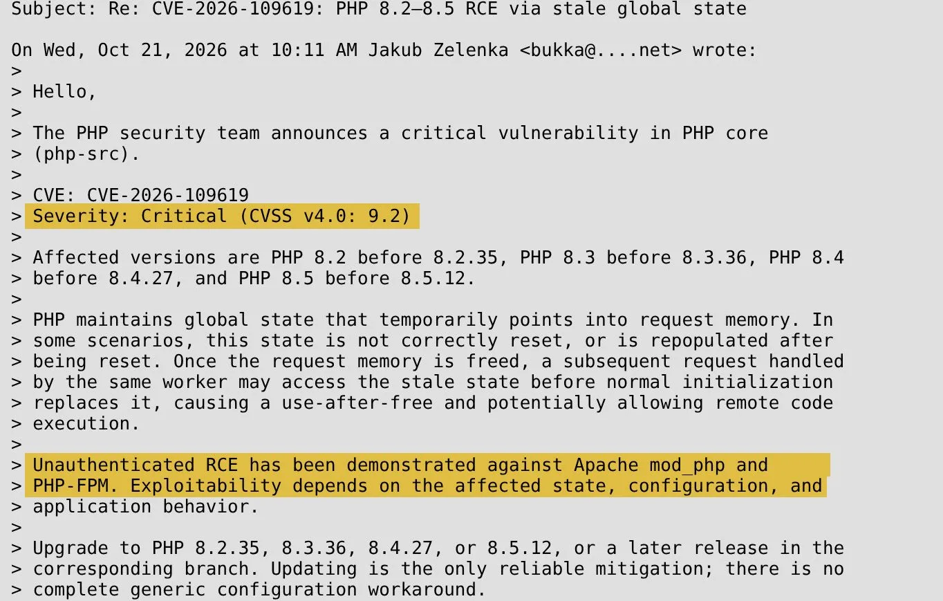Komunikat zespołu bezpieczeństwa PHP z 21 października 2026 r. o luce CVE-2026-109619: ocena 9,2 w CVSS 4.0, atak bez logowania na Apache mod_php i PHP-FPM, poprawione wersje 8.2.35, 8.3.36, 8.4.27 i 8.5.12